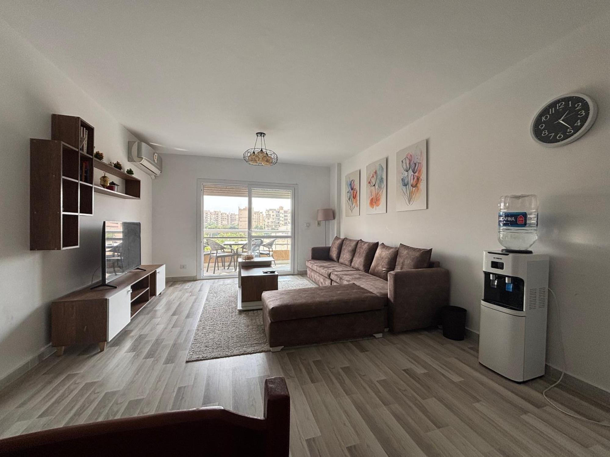 Luxury Inn: 3Br Amazing View In Madinaty B6 Exterior photo